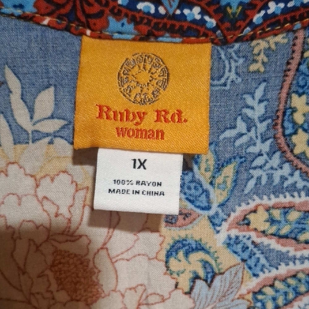 Ruby Rd. Women's Colorful Floral Tops Tees - Short eleeve Size 1X - Picture 2 of 8